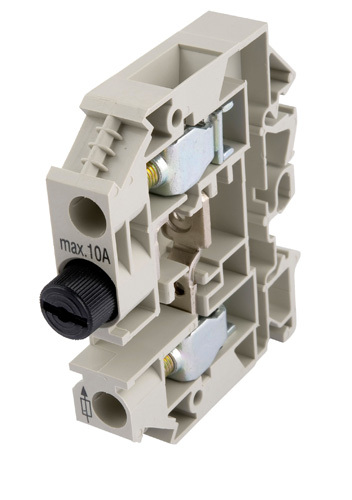 Connector with fuseholder